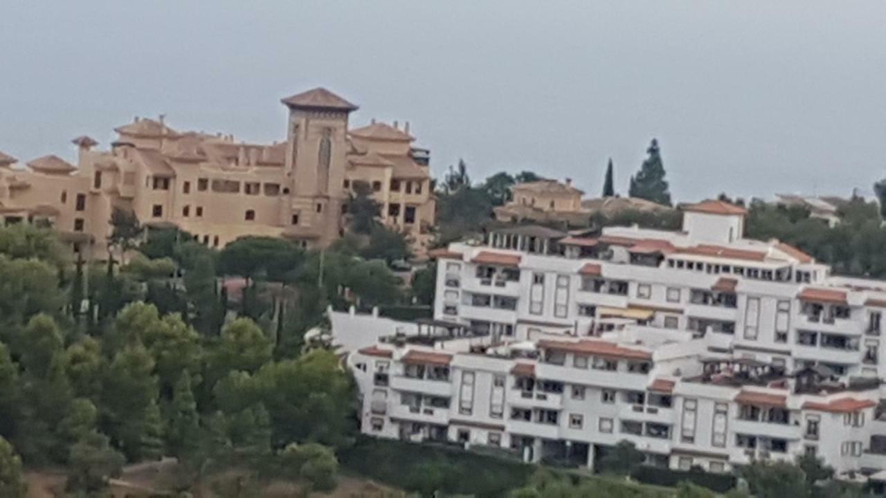 Excelente Habitacion En Bonita Y Tranquila Casa En Benalmadena Pueblo Leilighet Eksteriør bilde